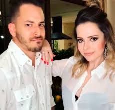 Onde e quando nasceu o junior lima? Sandy Posta Video Divertido E Se Declara No Aniversario Do Irmao Junior Lima Saudade Eu Sinto Todos Os Dias Estrelando