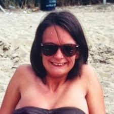 Twenty Trillion Leagues Under the Sea : Roberts, Adam, Singh, Mahendra:  Amazon.ae: Books