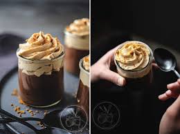Mousse Chocolat Et Chantilly De Speculos Amuses Bouche Mousse Au Chocolat Presentation Dessert Recette Dessert