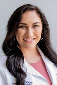 Heather Dill's Instagram, Twitter & Facebook