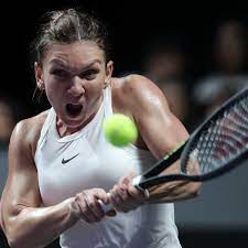 Simona halep a ales un outfit cool pentru acest eveniment la care au participat starurile din lumea tenisului. Simona Halep Off To Winning Start In Wta Finals Against Bianca Andreescu Wta Finals The Guardian