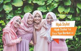 Gaya baju muslimah stylist / tshirt muslimah humai. Tips Mengenakan Busana Muslim Agar Terlihat Modis Halo Jasa Blog