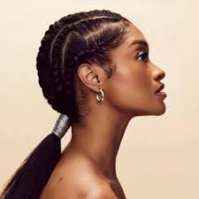 Raquel Woods (@RaquelAngilique)