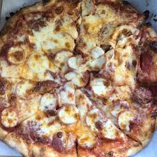 Chi Chi's Pizza Reviews | Santa Clarita, CA | One Bite