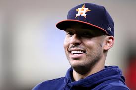 Carlos Correa Expected to Join Mets