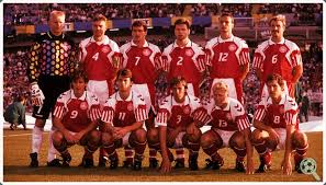 Harry maguire relata que temeu por sua vida após confusão na grécia. Selecoes De Que Gostamos Dinamarca 1992