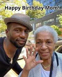 Нарру Birthday Mom! מרחיםן