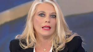 People who liked eleonora daniele's feet, also liked Someone Intervene The Reporter S Fury World Today News