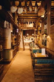 Ober Mamma Est Il Le Nouveau Meilleur Cocktail Club A L Italienne Decor De Restaurant Italien Idee Deco Bar Restaurant Barbecue