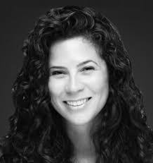 Lisa Duarte's Instagram, Twitter & Facebook