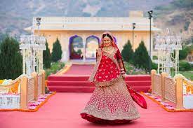 Know How Much Does A Budget Destination Wedding Cost In Jaipur Jaipur Stuff Destination Wedding Cost Indian Destination Wedding Destination Wedding Budget