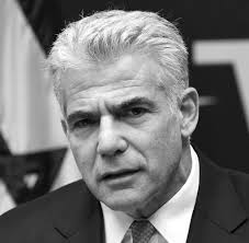 Yair lapid, politiker aus israel, ist wütend über den rat des präsidenten des zentralrats der juden, in der öffentlichkeit keine kippa zu tragen. Jair Lapid Welt