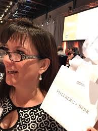 Nikki Crook's Instagram, Twitter & Facebook