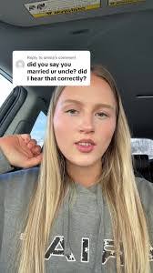 Nicole Nicholas's Instagram, Twitter & Facebook