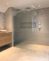 Behindertengerechte Dusche Und Wenig Aufwand Bei Der Reinigung In 2019 Badezimmer Badgestaltung Und Badezimmerideen