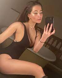 Lottie Lion - Free pics, galleries & more at Babepedia