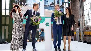 Omtzigt verliest nipt en zijn vrouw troost hem. Ook Keijzer Zet Vraagtekens Bij Verloop Lijsttrekkersverkiezing Nos