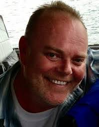 Andrew Moffat's Instagram, Twitter & Facebook