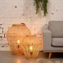 Lampe En Bambou Tuvalu Good Mojo Decoclico Lampes Salon Decor Balinais Lampes De Table