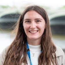 Laura Stennett's Instagram, Twitter & Facebook