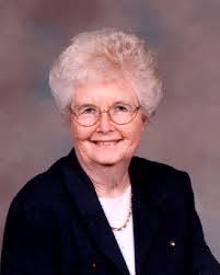 Tracy Standifer's Instagram, Twitter & Facebook