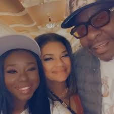 Tameka Jarrett's Instagram, Twitter & Facebook