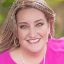 Stacy Mackey's Instagram, Twitter & Facebook