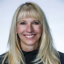 Ep 33: Keeping Things Authentic at Honey Baked Ham with Jo Ann Herold —  Clicks 2 Bricks