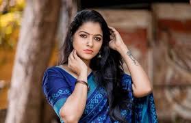 Actress chithra makes a comeback to films. Vj Chitra S Friend Reveals She Was Dating A Popular Kollywood Actor Says He Was Threatening Her Filmibeat