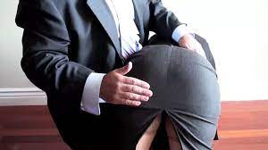 Milfs spank