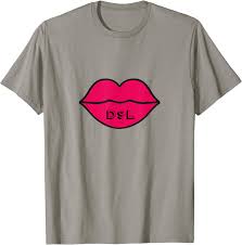 Amazon.com: DSL Lips Big Hot Pink Licking Lipstick T-Shirt : Clothing,  Shoes & Jewelry
