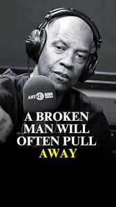 Sandra Towery's Instagram, Twitter & Facebook