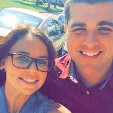 Ashley Gallant (@ashleyg18)