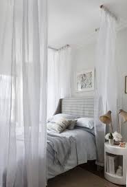 10 Idees De Ciel De Lit Diy Pour Creer Votre Lit A Baldaquin Deco Chambre A Coucher Rideaux De Lit Deco Chambre