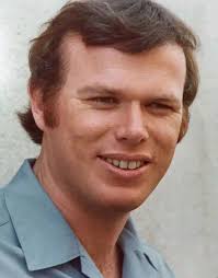 Kevin Tighe as Roy DeSoto