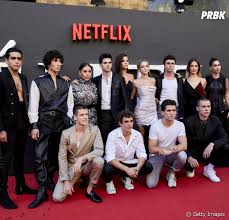 Элита 1~3 сезон смотреть в hd. Elite Netflix Espanha Promove Fan Event Com Elenco Da Serie Purebreak