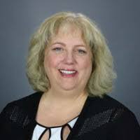 Laura Halpern's Instagram, Twitter & Facebook