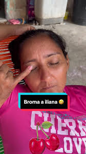 Iliana tienes más ojos #parati 🤣