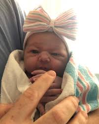 & ᴊᴜꜱᴛ ʟɪᴋᴇ ᴛʜᴀᴛ, ᴍʏ ʙᴀʙʏ ɪꜱ ᴏꜰꜰ ᴛᴏ ꜱᴄʜᴏᴏʟ. ɪ ᴄᴀɴ'ᴛ ʙᴇʟɪᴇᴠᴇ ᴛʜᴇ ᴅᴀʏ ʜᴀꜱ  ꜰɪɴᴀʟʟʏ ᴄᴏᴍᴇ 🥹 ʏᴏᴜ ᴡᴇʀᴇ ꜱᴏ ᴇxᴄɪᴛᴇᴅ ᴀɴᴅ ʙʀᴀᴠᴇ. ᴡᴀʟᴋᴇᴅ ʀɪɢʜᴛ ɪɴ ᴛʜᴇʀᴇ ᴡɪᴛʜ  ᴄᴏɴꜰɪᴅᴇɴᴄᴇ ᴀɴᴅ