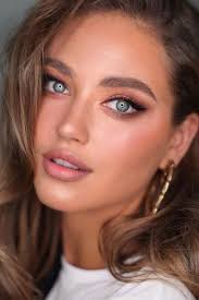 Bridal Makeup Trends For 2021 Wedding Forward Bridal Makeup Natural Bride Makeup Natural Natural Wedding Makeup