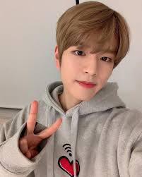 Where love and affection once was, was now filled with resentment and anger. Sale Straykids Seungmin Heart Wifi Hoodie Hobbies Toys Memorabilia Collectibles K Wave On Carousell