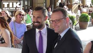 Jens georg spahn (* 16. Felix Burda Award 2018 Hardy Kruger Juniors 1 Auftritt Mit Ehefrau Tikonline De