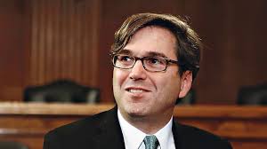 Expresidente del Consejo Económico de la Casa Blanca: “En Estados Unidos se  van a necesitar varios billones de dólares más”