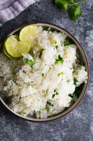It's a simple and delicious rice prefect for a salad, burrito, or taco. Cilantro Lime Rice Stove Rice Cooker Blog Des Femmes
