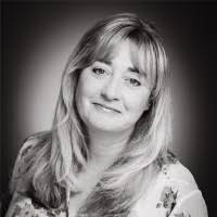 300+ "Hossack" profiles