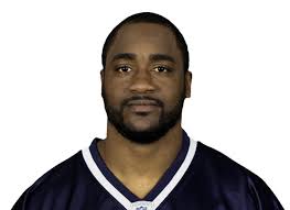 New England Patriots sign Shawn Crable, three others to practice squad