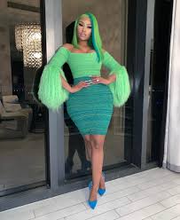 Here are all songs from nicki minaj. Nicki Minaj S Latest Look Has Us Green With Envy Hype Hair
