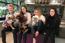 Feb 24, 2021 · in october 2019 tilly's famous dad gordon revealed how tilly has grown close to fellow chef gino d'acampo's son luciano after their dads bonded filming new tv show men behaving badly. Inside The Luxury Lives Of Gordon Ramsay S Five Children Including Their Jobs And Celebrity Friends Ok Magazine