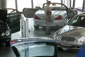 2003 Mercedes Benz Dealership Showroom Mercedes Dealership Mercedes Benz Dealerships Mercedes Benz