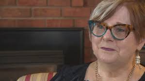 Mississauga cancer survivor lights up his house to give back